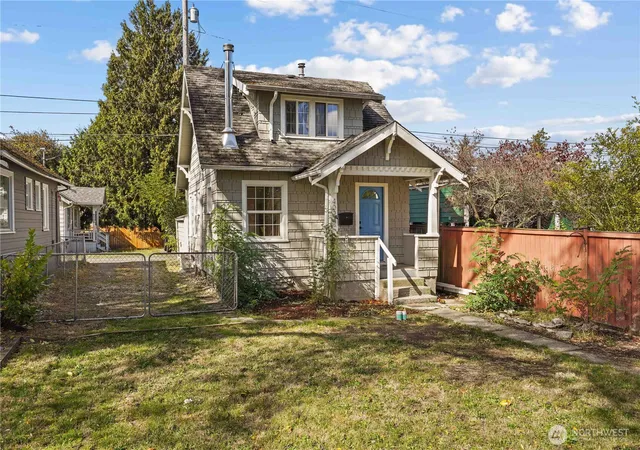 Photo 1 of Single family home for sale at 4024 E G St, Tacoma, WA 98404 | MLS# NWM2588697 | Listing updated on 2026-10-01