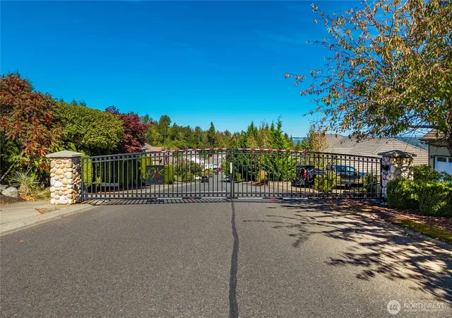 Photo 3 of Single family home for sale at 16619 139th Avenue E, Puyallup, WA 98374 | MLS# NWM2588708 | Listing updated on 2026-10-01