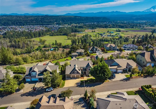 Photo 3 of Single family home for sale at 16619 139th Avenue E, Puyallup, WA 98374 | MLS# NWM2588708 | Listing updated on 2026-10-01