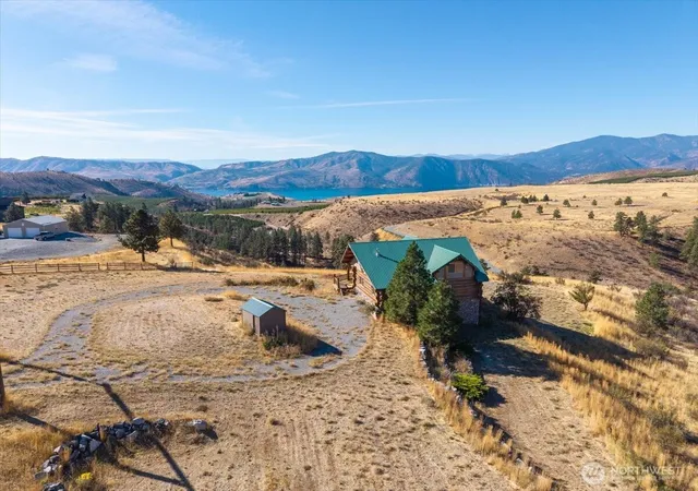 Photo 1 of Single family home for sale at 595 Chelan Trails Rd, Manson, WA 98831 | MLS# NWM2588709 | Listing updated on 2026-10-08