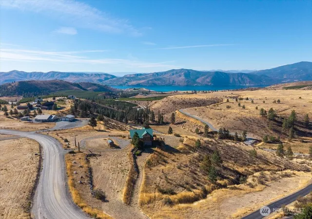 Photo 3 of Single family home for sale at 595 Chelan Trails Rd, Manson, WA 98831 | MLS# NWM2588709 | Listing updated on 2026-10-08