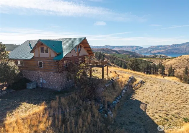 Photo 3 of Single family home for sale at 595 Chelan Trails Rd, Manson, WA 98831 | MLS# NWM2588709 | Listing updated on 2026-10-09