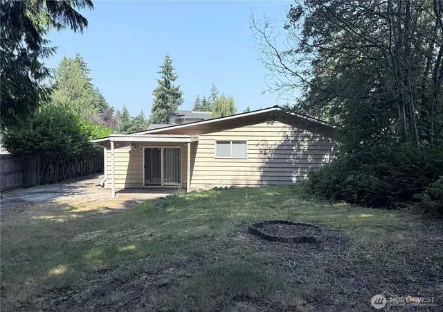 Photo 3 of Single family home for sale at 5622 202nd Street SW, Lynnwood, WA 98036 | MLS# NWM2588714 | Listing updated on 2026-10-01