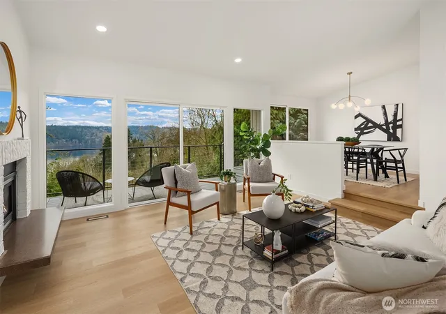 Photo 2 of Single family home for sale at 14214 Westwood Pl Ne, Seattle, WA 98125 | MLS# NWM2588730 | Listing updated on 2026-09-30