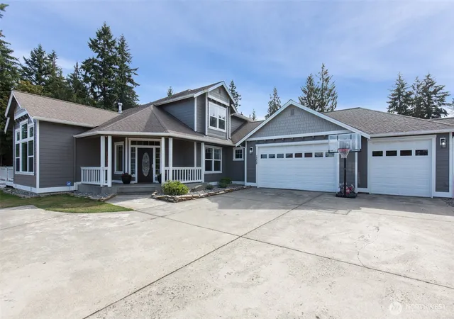 Photo 1 of Sale Pending at 1208 Rook Dr, Port Angeles, WA 98362 | MLS# NWM2588735 | Listing updated on 2026-10-01