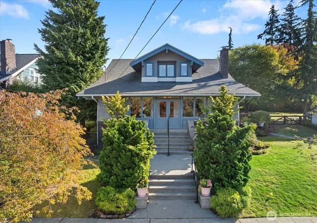Photo 1 of Single family home for sale at 3222 41st Avenue Sw, Seattle, WA 98116 | MLS# NWM2588737 | Listing updated on 2026-10-02