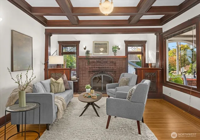 Photo 3 of Single family home for sale at 3222 41st Avenue SW, Seattle, WA 98116 | MLS# NWM2588737 | Listing updated on 2026-10-02