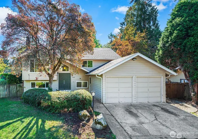 Photo 3 of Single family home for sale at 14221 Se 10th Place, Bellevue, WA 98007 | MLS# NWM2588741 | Listing updated on 2026-09-30