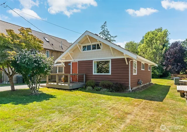 Photo 1 of Single family home for sale at 1704 22nd Street, Bellingham, WA 98225 | MLS# NWM2588773 | Listing updated on 2026-10-01