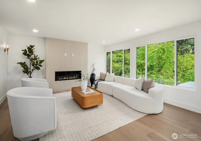 Photo 3 of Single family home for sale at 7070 94th Avenue Se, Mercer Island, WA 98040 | MLS# NWM2588775 | Listing updated on 2026-10-02