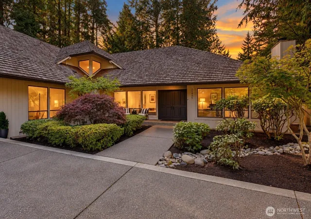 Photo 2 of Single family home for sale at 21845 Ne 30th Place, Sammamish, WA 98074 | MLS# NWM2588777 | Listing updated on 2026-10-03