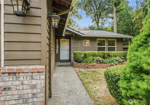 Photo 3 of Single family home for sale at 14327 Ne 84th Court, Redmond, WA 98052 | MLS# NWM2588781 | Listing updated on 2026-10-01