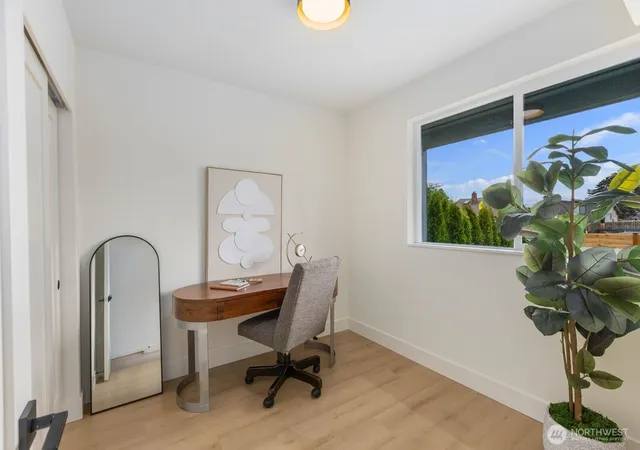 Photo 4 of Condo for sale at 11748 Dayton Ave N, Seattle, WA 98133 | MLS# NWM2588785 | Listing updated on 2026-09-30