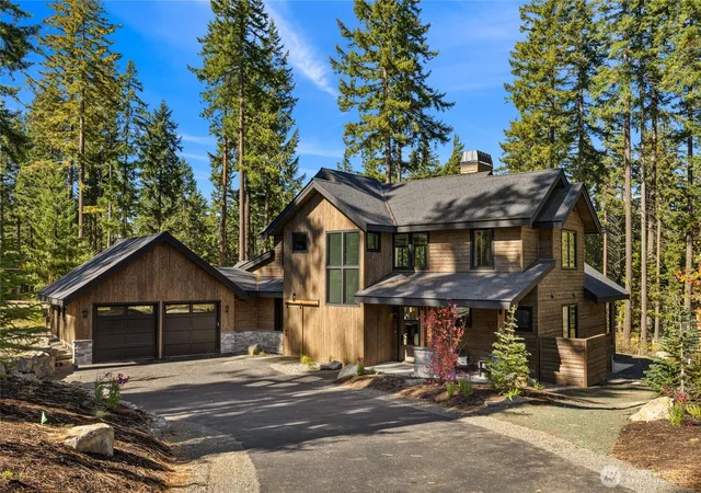 Photo 1 of Single family home for sale at 161 Sanctuary Ct, Cle Elum, WA 98922 | MLS# NWM2588787 | Listing updated on 2026-10-02