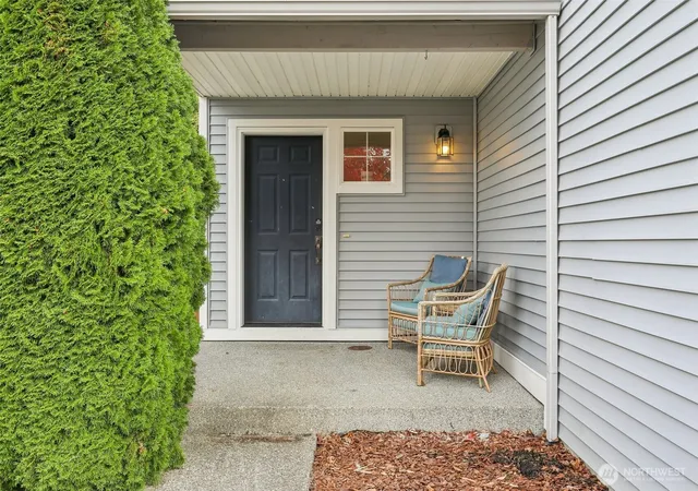 Photo 2 of Single family home for sale at 5650 Swift Crk Dr, Mount Vernon, WA 98273 | MLS# NWM2588794 | Listing updated on 2026-10-01
