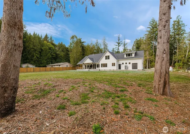 Photo 3 of Single family home for sale at 12920 Winter Crk Ave Nw, Silverdale, WA 98383 | MLS# NWM2588796 | Listing updated on 2026-10-02