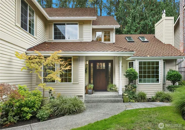 Photo 2 of Single family home for sale at 16721 Se 35th Street, Bellevue, WA 98008 | MLS# NWM2588809 | Listing updated on 2026-10-02