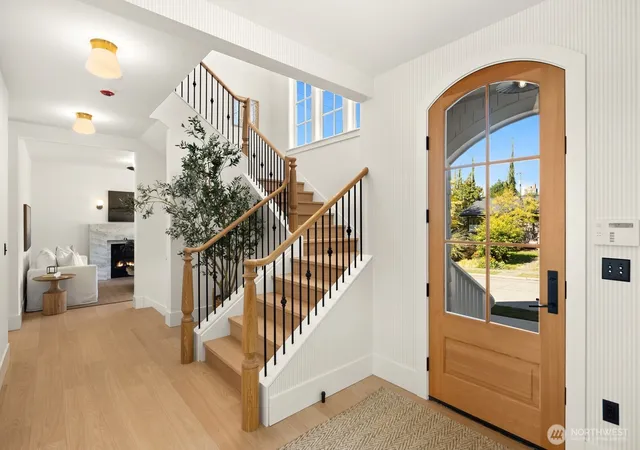 Photo 3 of Single family home for sale at 6858 26th Avenue Ne, Seattle, WA 98115 | MLS# NWM2588819 | Listing updated on 2026-10-02