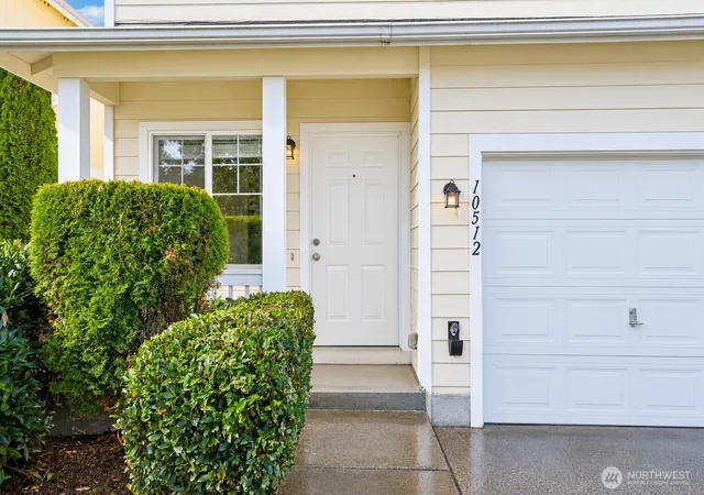 Photo 2 of Single family home for sale at 10512 56th Drive Ne, Marysville, WA 98270 | MLS# NWM2588821 | Listing updated on 2026-10-02