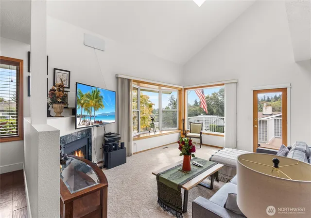 Photo 3 of Single family home for sale at 25219 43rd Place S, Kent, WA 98032 | MLS# NWM2588835 | Listing updated on 2026-10-01