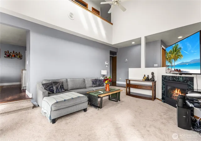 Photo 4 of Single family home for sale at 25219 43rd Place S, Kent, WA 98032 | MLS# NWM2588835 | Listing updated on 2026-10-01