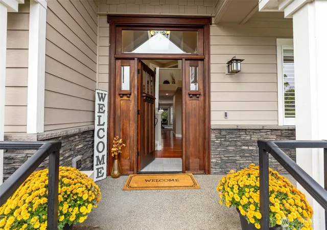 Photo 4 of Single family home for sale at 1908 19th Street SE, Puyallup, WA 98372 | MLS# NWM2588846 | Listing updated on 2026-10-08
