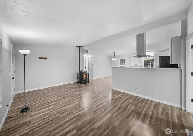 Photo 4 of Manufactured home for sale at 4311 293rd Street Ct E, Graham, WA 98338 | MLS# NWM2588851 | Listing updated on 2026-10-02