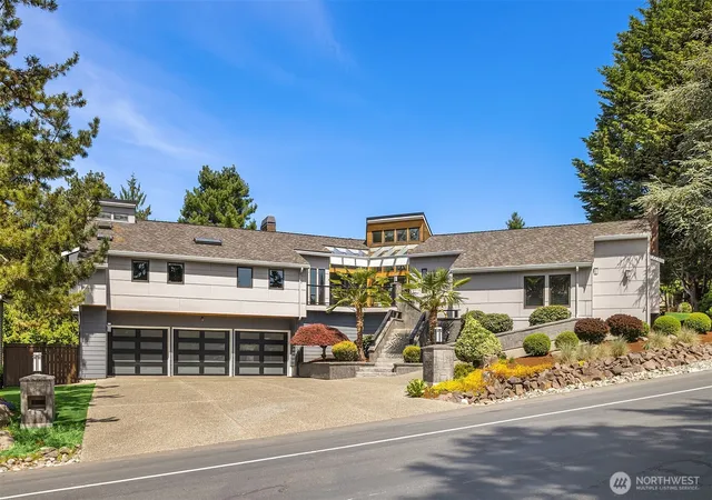 Photo 3 of Single family home for sale at 20724 NE 142nd Street, Woodinville, WA 98077 | MLS# NWM2588852 | Listing updated on 2026-09-30