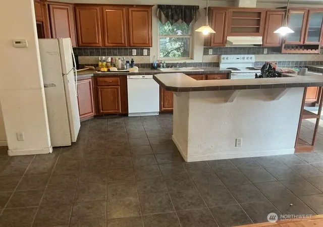 Photo 3 of Manufactured home for sale at 106 Jordan Rd, Salkum, WA 98582 | MLS# NWM2588862 | Listing updated on 2026-10-01