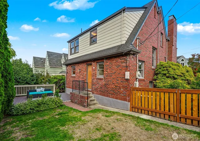 Photo 4 of Single family home for sale at 1443 Palm Ave SW, Seattle, WA 98116 | MLS# NWM2588863 | Listing updated on 2026-10-02