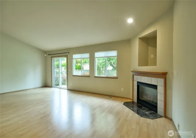 Photo 4 of Single family home for sale at 1616 Bright Star Way NE, Olympia, WA 98506 | MLS# NWM2588864 | Listing updated on 2026-10-03