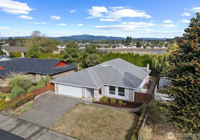 Photo 3 of Single family home for sale at 503 NE 160th Avenue, Vancouver, WA 98684 | MLS# NWM2588868 | Listing updated on 2026-10-01