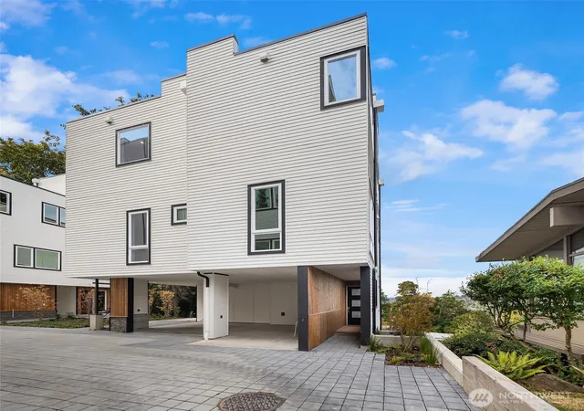 Photo 1 of Townhouse for sale at 530 W Barrett St, Seattle, WA 98119 | MLS# NWM2588872 | Listing updated on 2026-10-01
