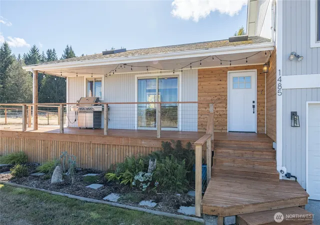 Photo 3 of Single family home for sale at 1485 Deer Park Rd, Port Angeles, WA 98362 | MLS# NWM2588876 | Listing updated on 2026-10-02