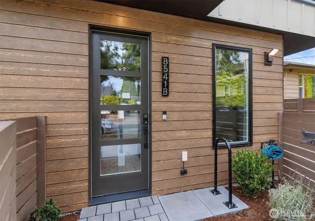 Photo 3 of Townhouse for sale at 8541 14th Avenue Nw #B, Seattle, WA 98117 | MLS# NWM2588886 | Listing updated on 2026-10-01