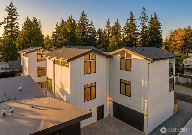 Townhouse for sale at 14033 Densmore Ave N, Seattle, WA 98133 | MLS# NWM2588887