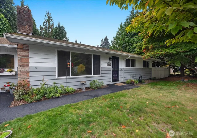 Photo 2 of Sale Pending at 5409 22nd Avenue Se, Lacey, WA 98503 | MLS# NWM2588891 | Listing updated on 2026-10-14