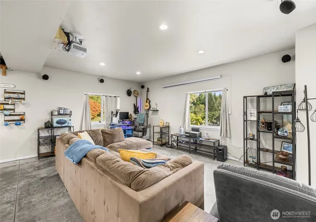 Photo 4 of Single family home for sale at 3696 Legg Rd, Bow, WA 98232 | MLS# NWM2588893 | Listing updated on 2026-10-02