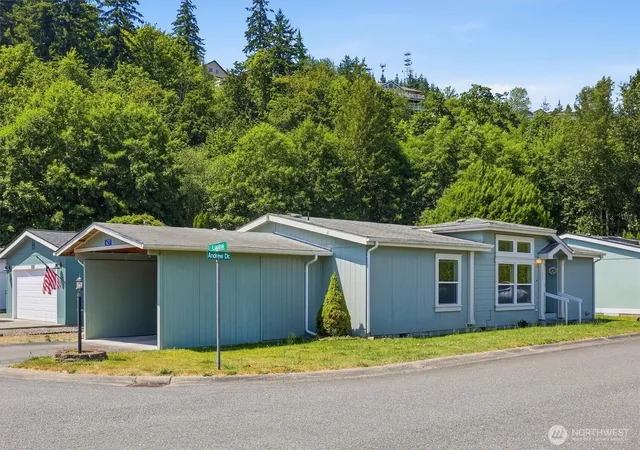 Photo 1 of Manufactured home for sale at 627 Andrew Dr, Burlington, WA 98233 | MLS# NWM2588895 | Listing updated on 2026-10-01