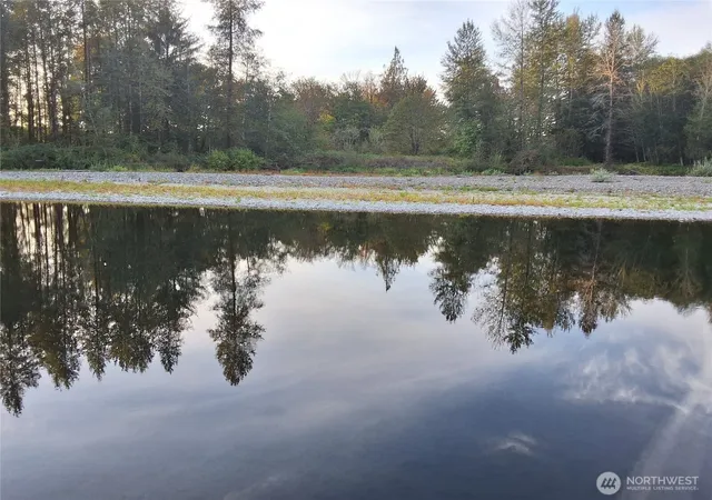 Photo 2 of Land for sale at 0 E Satsop Rd, Elma, WA 98541 | MLS# NWM2588897 | Listing updated on 2026-10-01