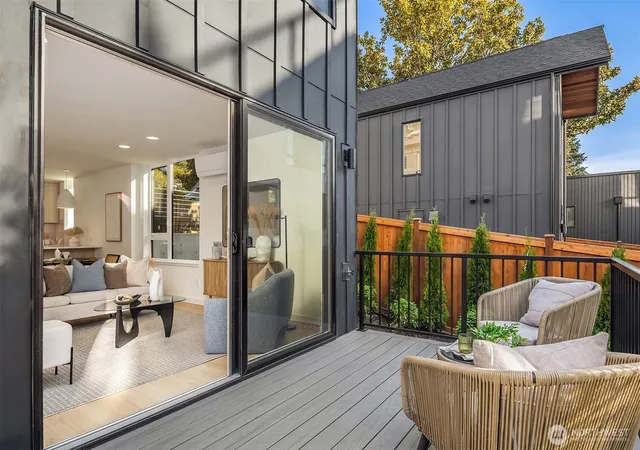Photo 2 of Single family home for sale at 2534 30th Avenue W, Seattle, WA 98199 | MLS# NWM2588907 | Listing updated on 2026-10-03