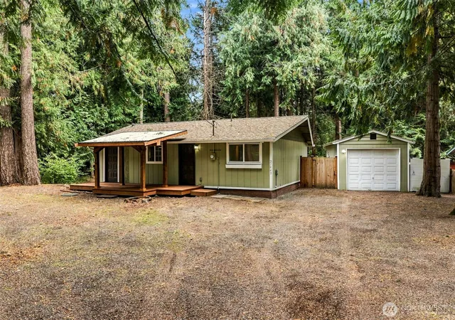 Photo 1 of Single family home for sale at 21843 Crest Ln Se, Yelm, WA 98597 | MLS# NWM2588908 | Listing updated on 2026-10-03