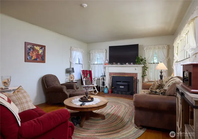 Photo 3 of Single family home for sale at 1010 /1012 Highland Rd, Walla Walla, WA 99362 | MLS# NWM2588909 | Listing updated on 2026-10-06