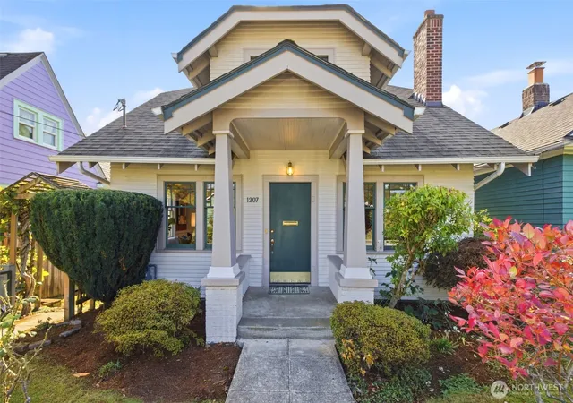 Photo 1 of Single family home for sale at 1207 NE 80th Street, Seattle, WA 98115 | MLS# NWM2588914 | Listing updated on 2026-10-10