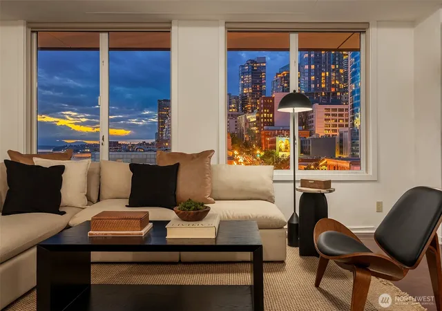 Photo 1 of Condo for sale at 98 Union St #810, Seattle, WA 98101 | MLS# NWM2588919 | Listing updated on 2026-10-01