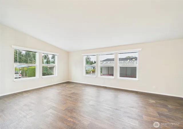 Photo 3 of Manufactured home for sale at 620 112th Street SE #193, Everett, WA 98208 | MLS# NWM2588922 | Listing updated on 2026-10-02