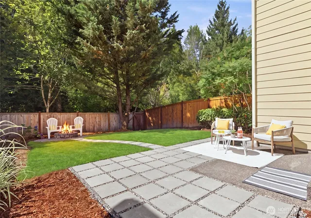 Photo 2 of Sale Pending at 8303 233rd Place Ne, Redmond, WA 98053 | MLS# NWM2588931 | Listing updated on 2026-10-01