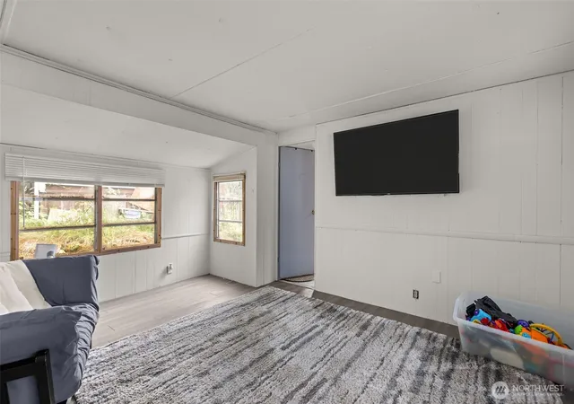 Photo 3 of Manufactured home for sale at 31813 21st Avenue SW #27, Federal Way, WA 98023 | MLS# NWM2588932 | Listing updated on 2026-09-30