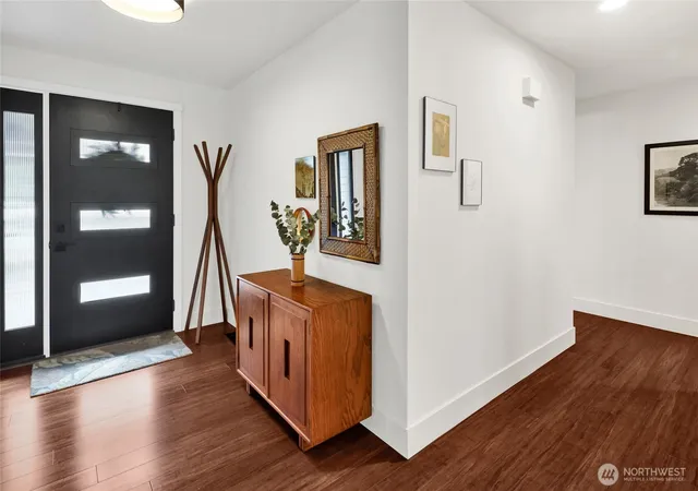 Photo 3 of Single family home for sale at 3508 Seeley St, Bellingham, WA 98226 | MLS# NWM2588938 | Listing updated on 2026-10-01
