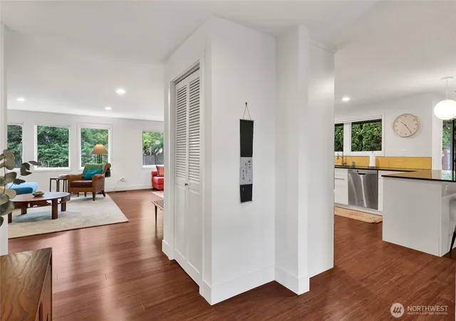Photo 4 of Single family home for sale at 3508 Seeley St, Bellingham, WA 98226 | MLS# NWM2588938 | Listing updated on 2026-10-01